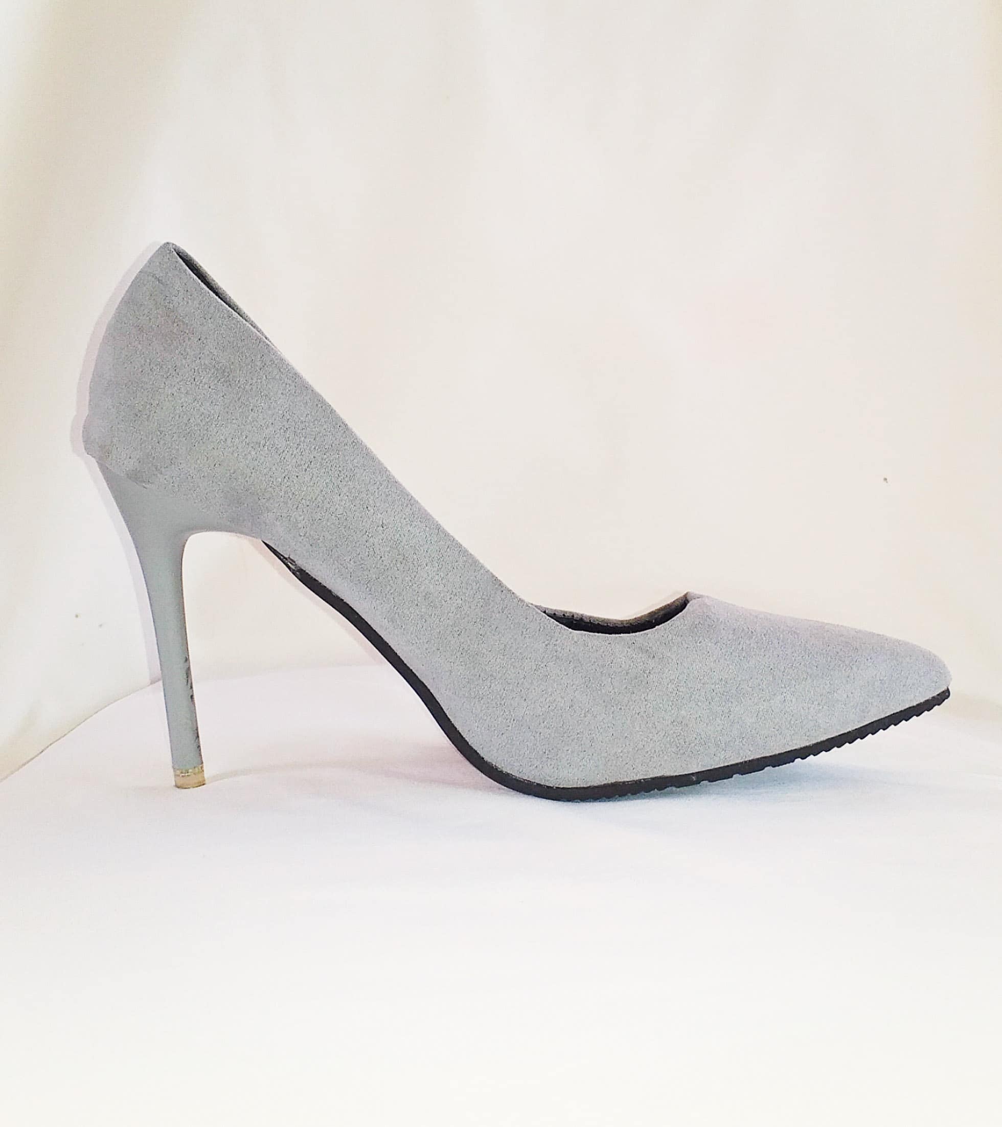 escarpin gris daim