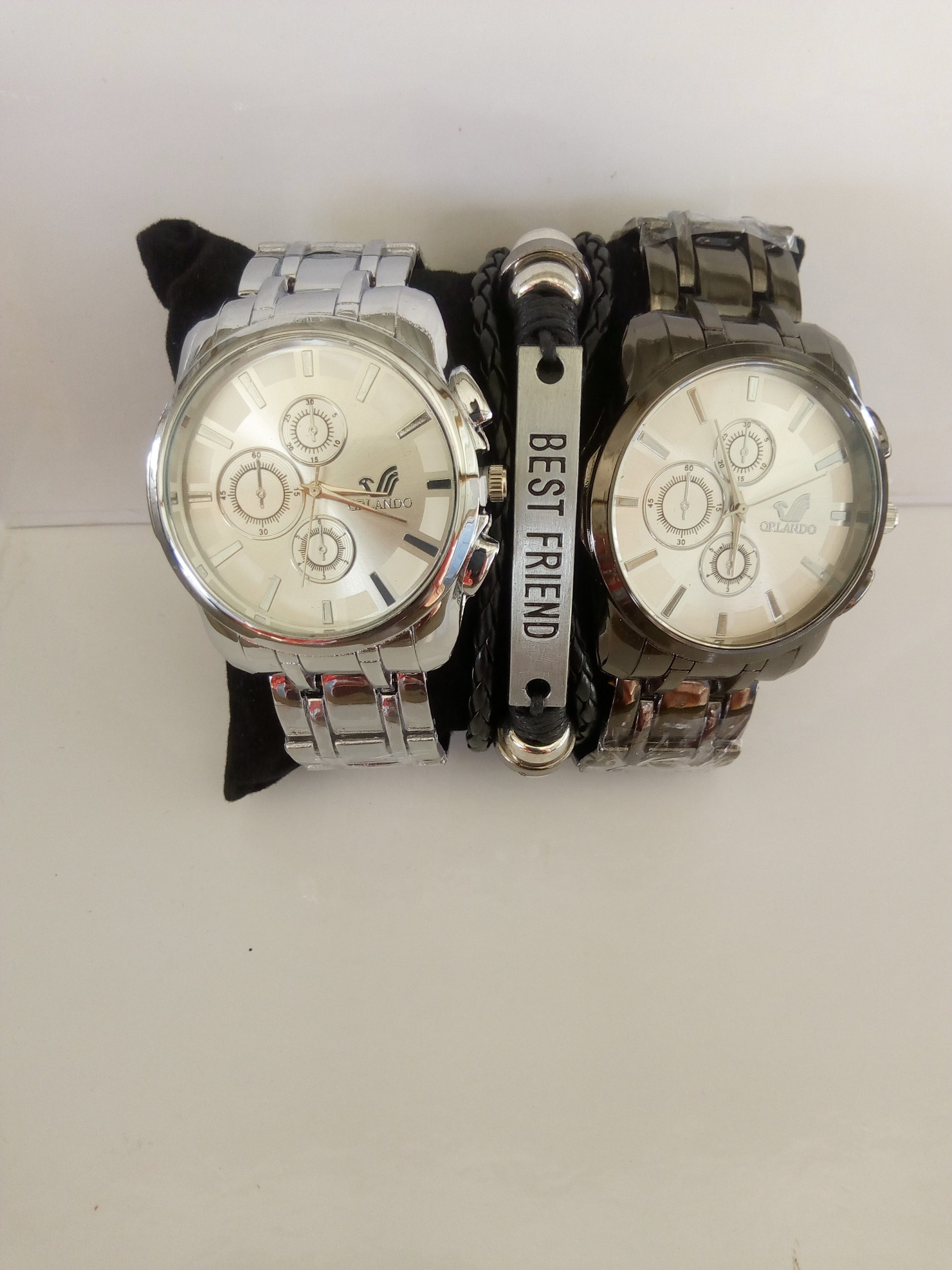 Paire de Montre Homme+ bracelet - Noir et Blanc ( coffret offert) – Image 1