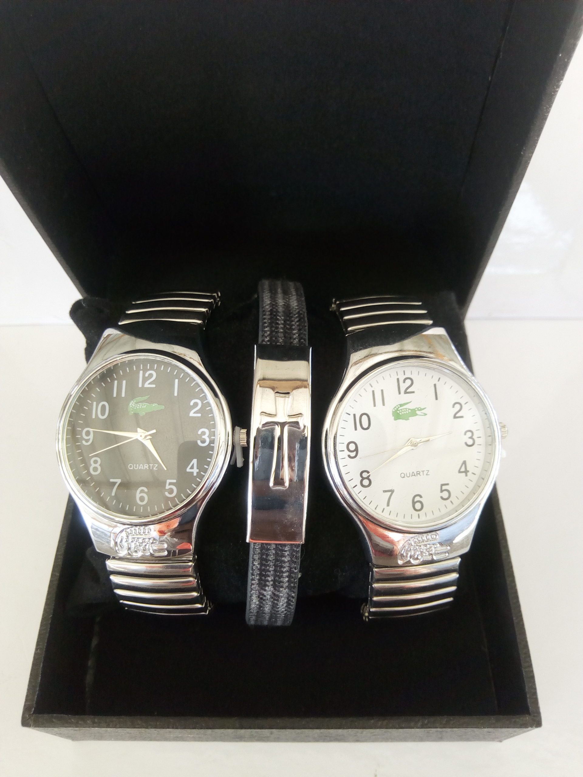 Paire de Montre Homme Quartz + bracelet - Noir et Blanc ( coffret offert) – Image 1