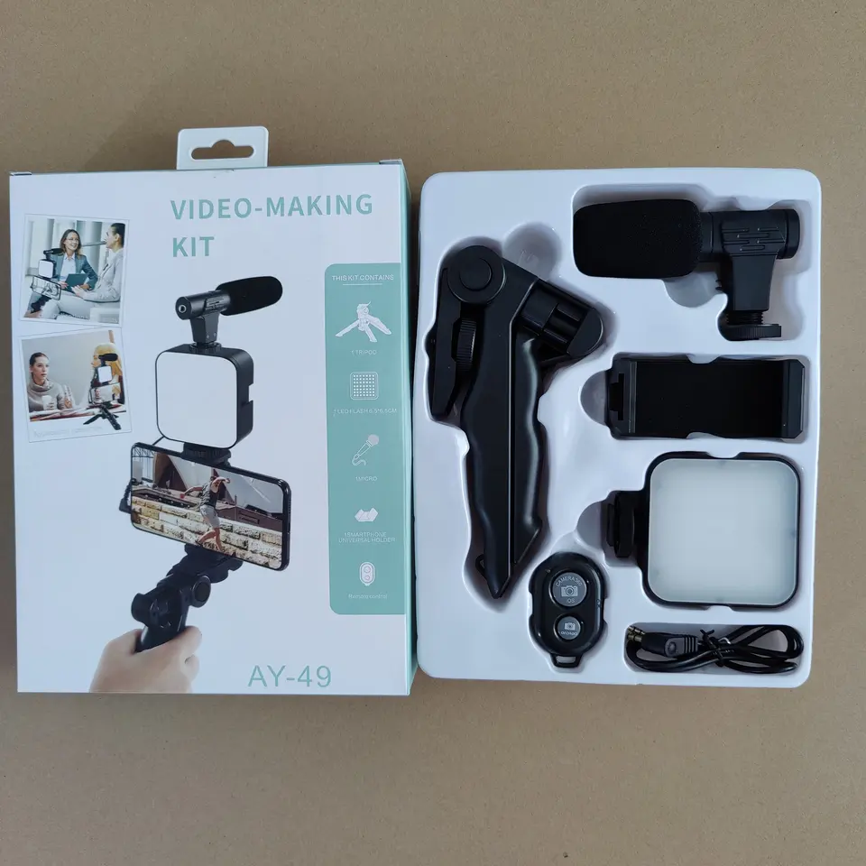 Achetez en gros Kit De Microphone Vidéo Pour Smartphone Avec Kit De Lumière  Led Vlogging Pour Iphone/android Avec Support De Trépied Pour Microphone  Lumineux Chine et Anneau Lumineux à 2.86 USD