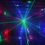 Projecteur Lumière mobile à 16 yeux LED champignon faisceau pointu tête mobile 4 en 1 – Image 3